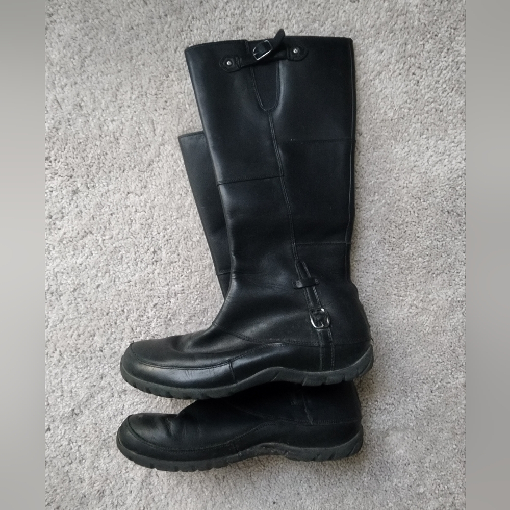 The North Face Black Winter Boots